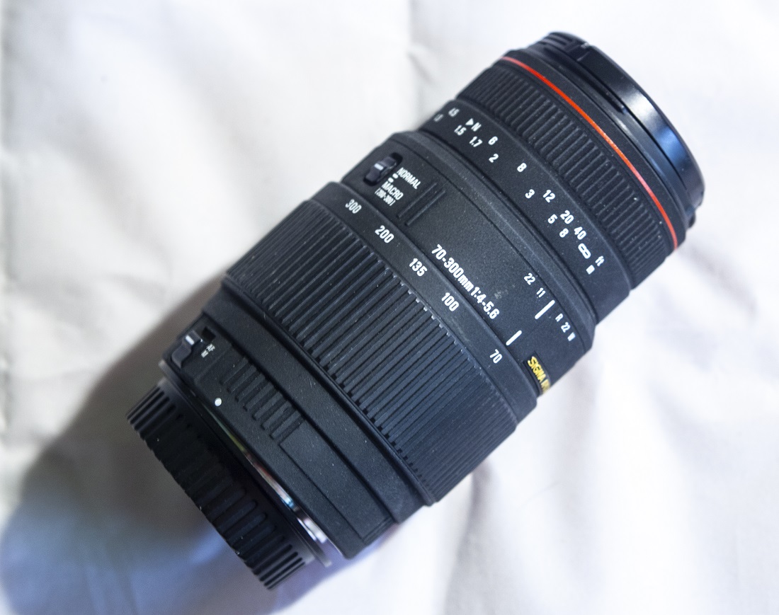 Sigma 70-300 mm f4-5.6 APO DG Macro – огляд та перші враження