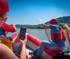 Фото сумка  Lowepro Nova 140 AV водяний тест пройшла на успішно